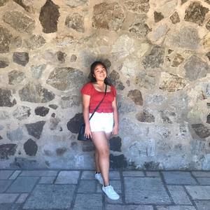 Meet your Posher, Alyssa